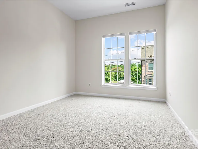 417 Armour St — Photo 25