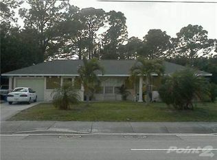 1956 SW Airoso Blvd, Port Saint Lucie, FL 34984