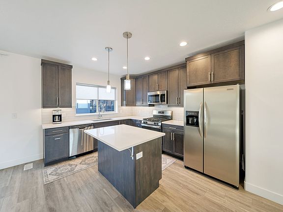 3rd image of 4239 S Birkhill Blvd W