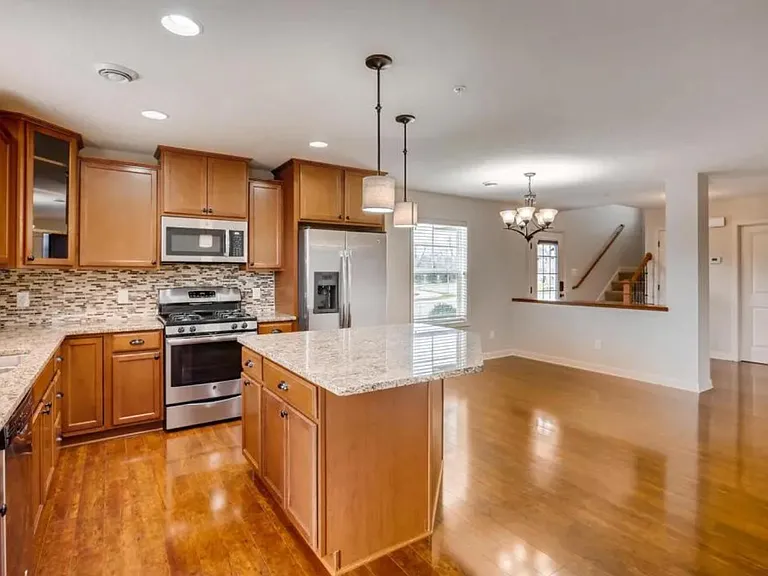 3233 Red Oak Trl — Photo 4