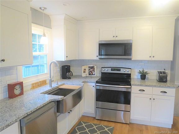 4th image of 183 Briarwood Dr