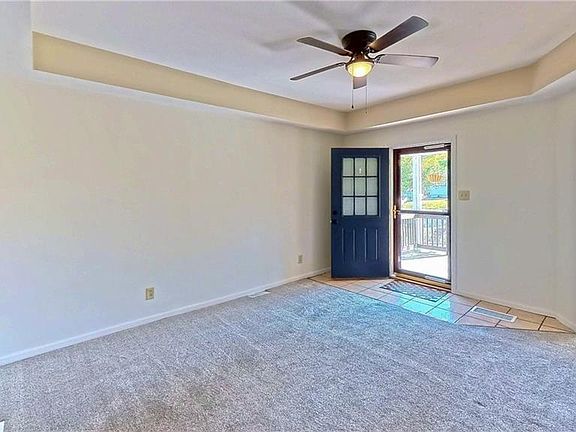 3rd image of 2813 Penn St