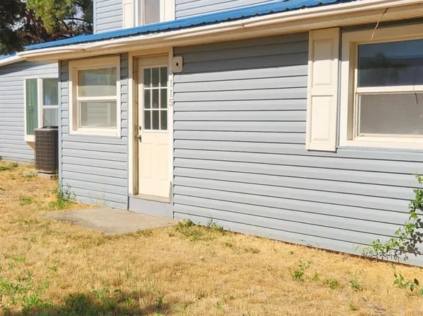 115 5th St, Wilder, ID 83676