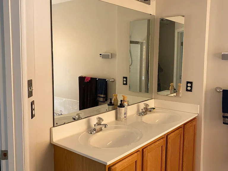 56 Mill Stream Rd — Photo 16