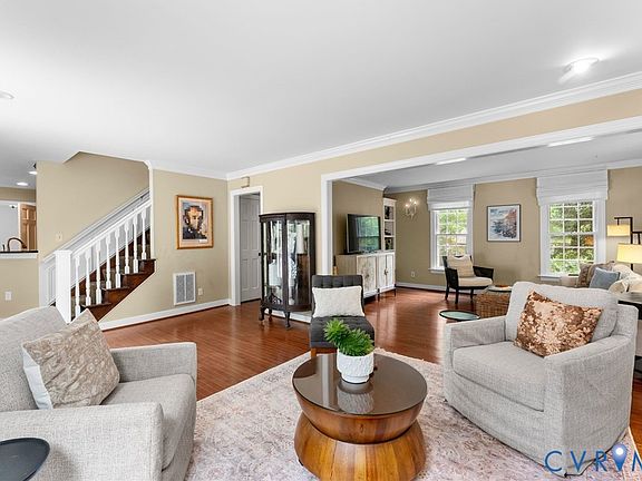 3rd image of 606 Westham Woods Dr