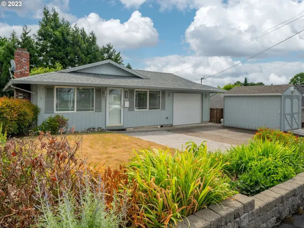 514 N 11th St, Saint Helens, OR 97051