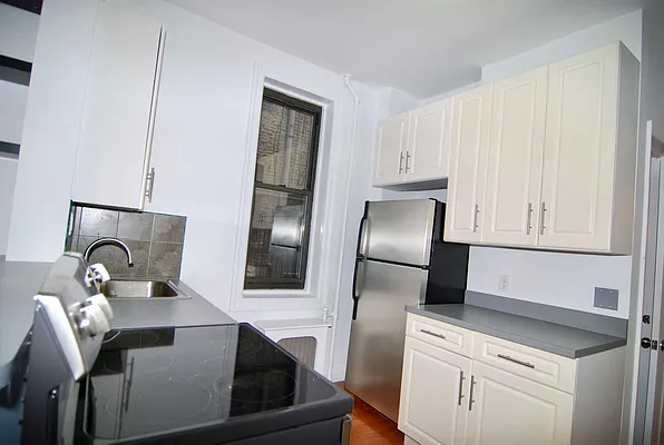 Rented by Building Equity Real Estate LLC | media 7