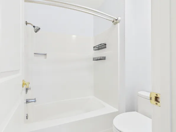 402 Watson St APT 7, Monterey, CA 93940