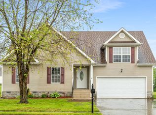 3672 S Naples Ct, Clarksville, TN 37040