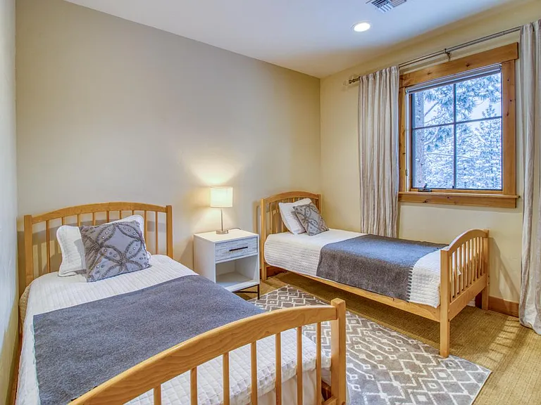 this upstairs bedroom suite can be set up as office if preferred
