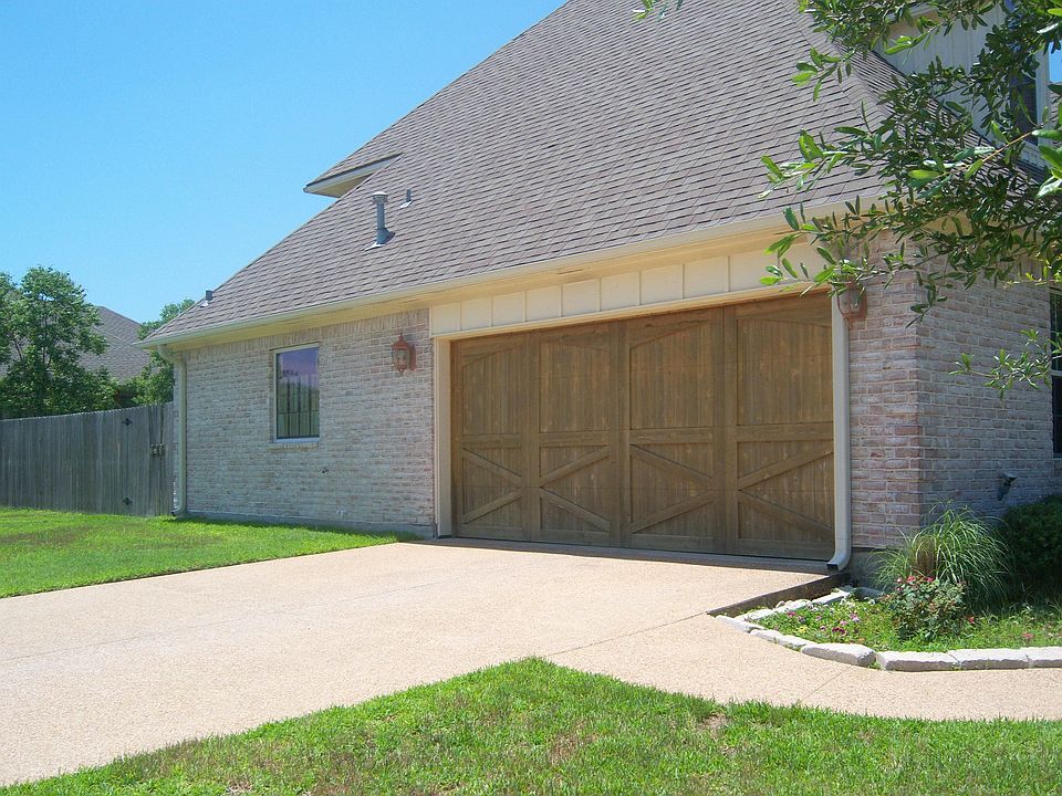 Side Entry Garage