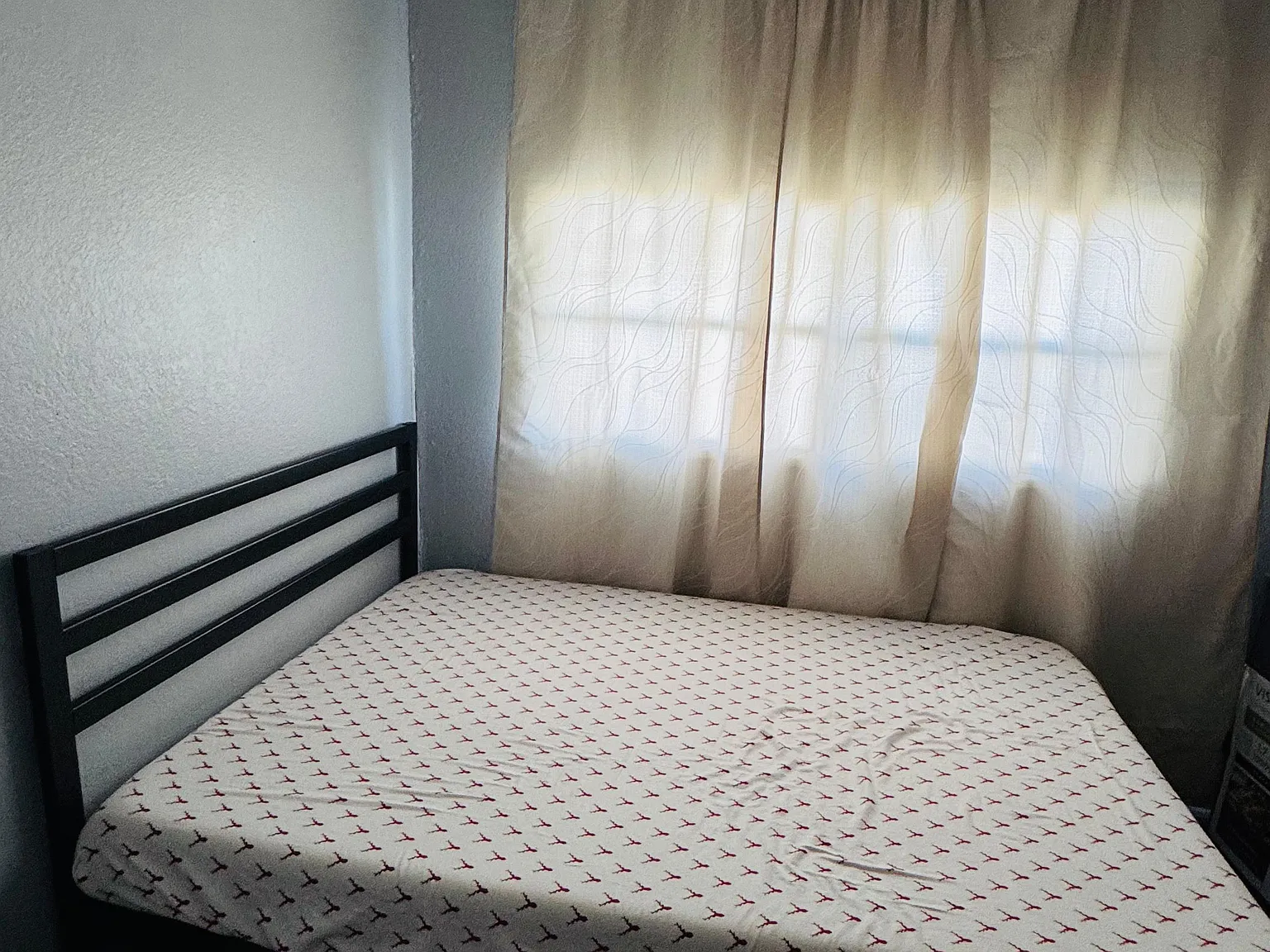 Studio, 500 sqft, $1,400 — Photo 4