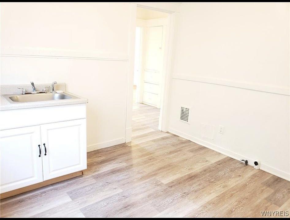 1st image of 122 Haller Ave Floor 1