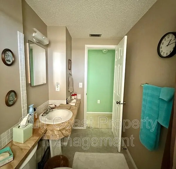 12884 Bacchus Rd — Photo 28
