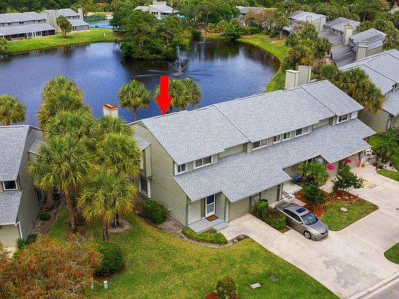 4th image of 3280 NE Holly Creek Drive