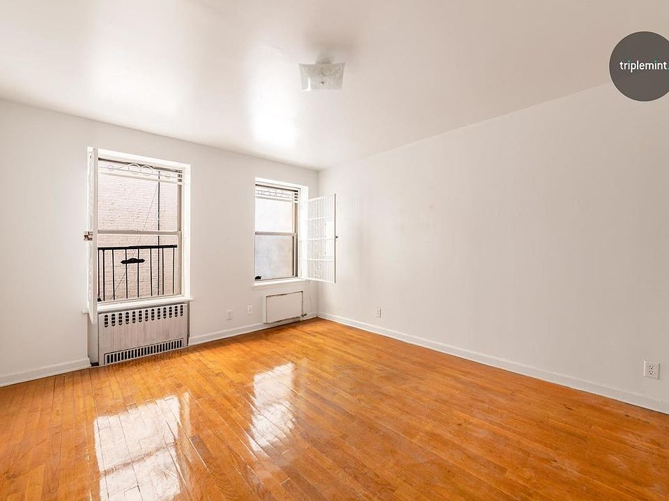 2nd image of 220 1st Ave APT 1