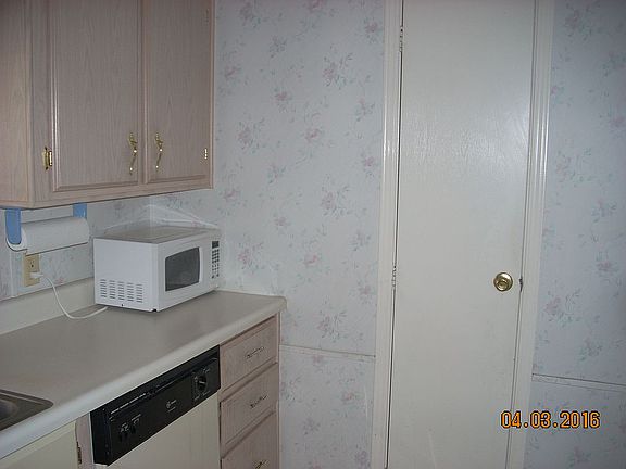 4th image of 6218 S Pinehurst Dr