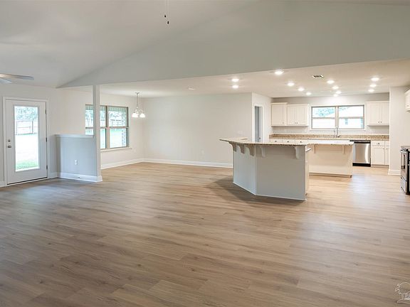 4th image of 5670 Montauk Way