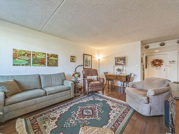 4th image of 200 Lombard St #539