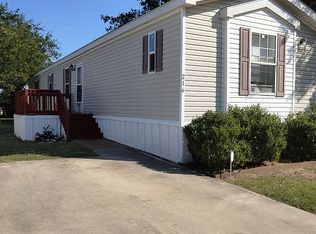216 Crepe Myrtle Ln, Schertz, TX 78154