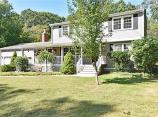 136 Spring Rd, North Kingstown, RI 02852