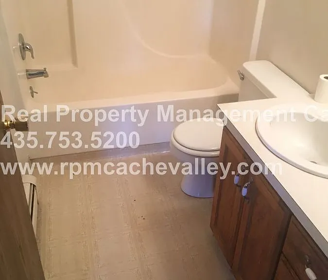 2662 N 370 E — Photo 15