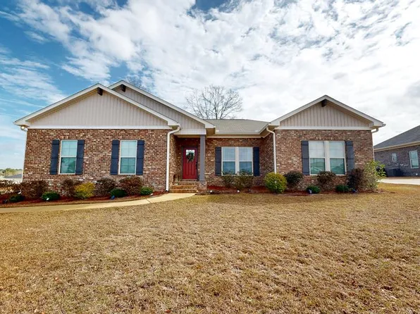 104 Hanover Pl, Dothan, AL 36301