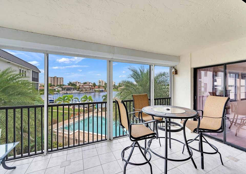1st image of 880 Huron Ct Unit 305