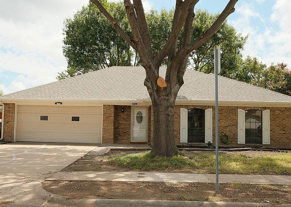 1st image of 1104 Candlewood Dr