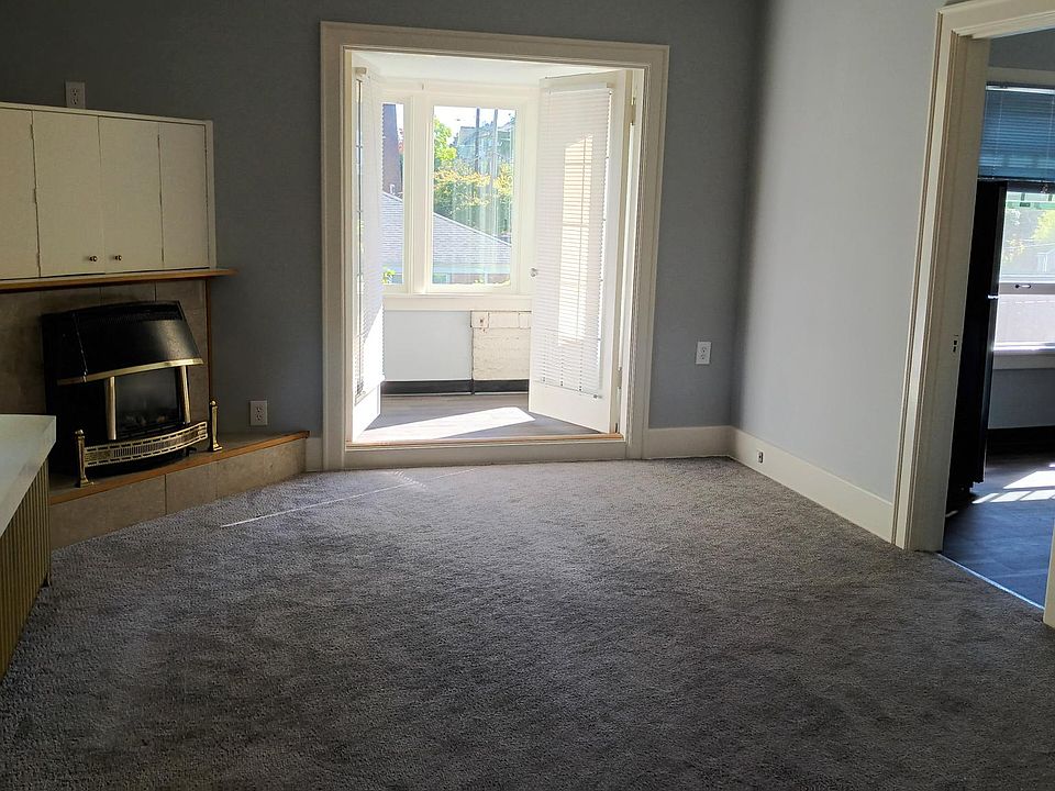 1st image of 400 Blaine St APT C