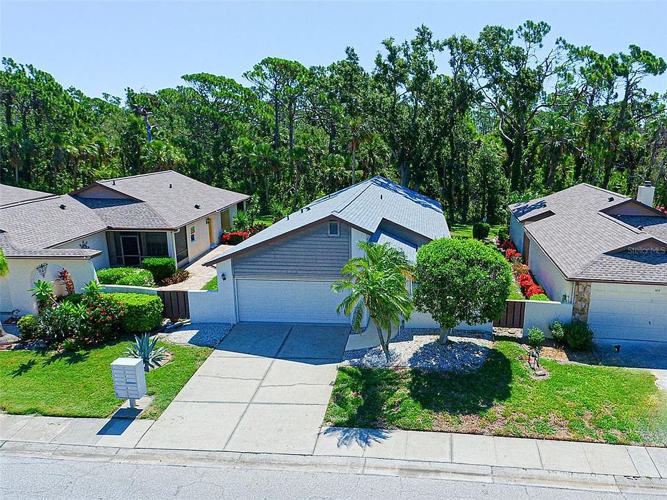 1st image of 655 LINDEN DRIVE