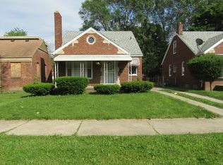 11666 Beaconsfield St, Grosse Pointe, MI 48224