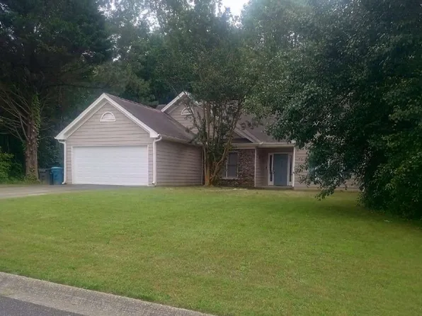 2868 Evonshire Ln, Dacula, GA 30019