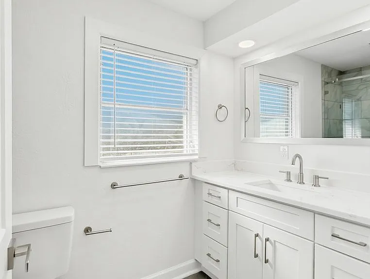 349 La Hacienda Dr — Photo 19