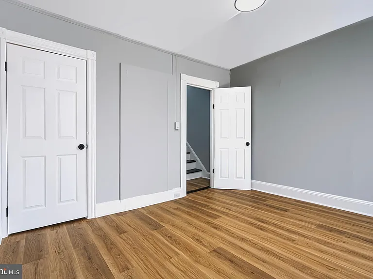 309 Academy St — Photo 24