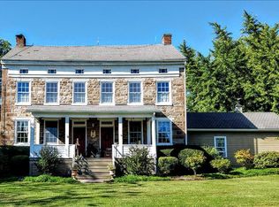 5526 Pine Rd, Thomasville, PA 17364