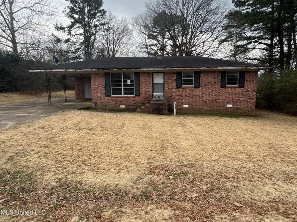 645 Cox Ave, Holly Springs, MS 38635