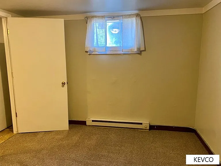 827 Remington St — Photo 14