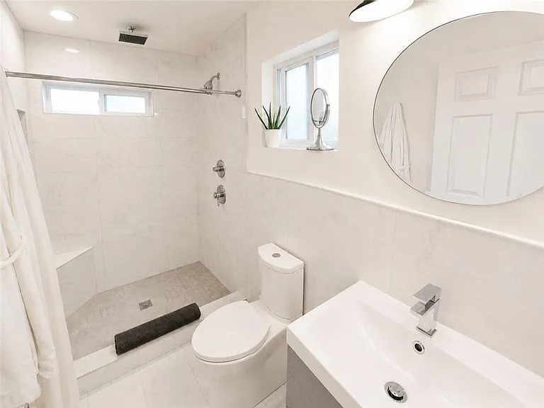 827 Turpin Ave SE — Photo 13