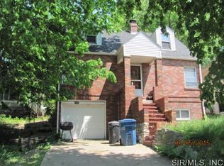 1104 E 5th St, Alton, IL 62002