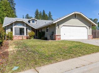 876 Doris Dr, Grass Valley, CA 95945