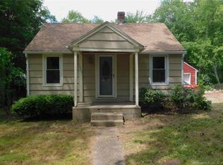 1007 Long Cove Rd, Gales Ferry, CT 06335