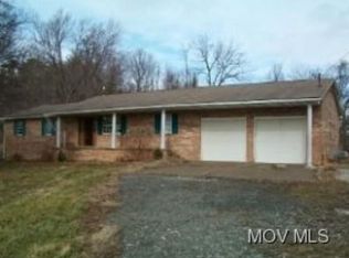 1115 Homewood Rd, Parkersburg, WV 26101