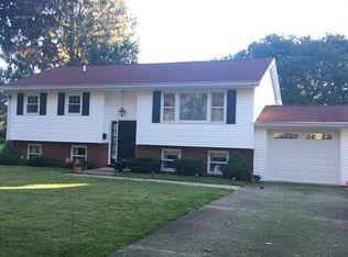 27 Roosevelt St, Corning, NY 14830