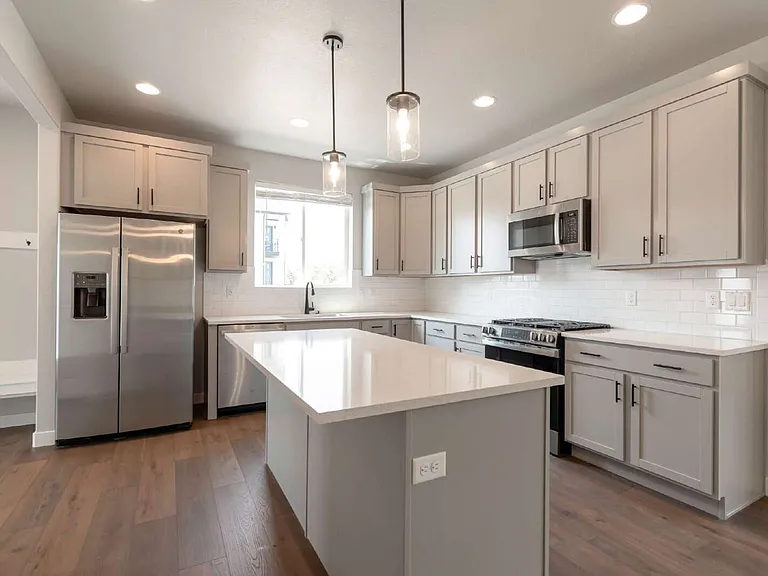 2316 N Sunmore Way — Photo 10