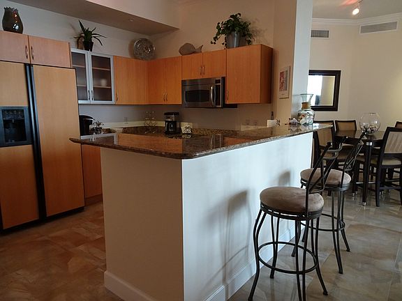 2nd image of 804 E Windward Way #Ph01