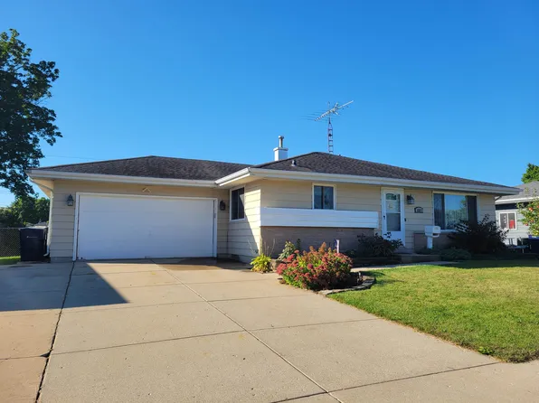 1517 Anthony Ave, Janesville, WI 53546