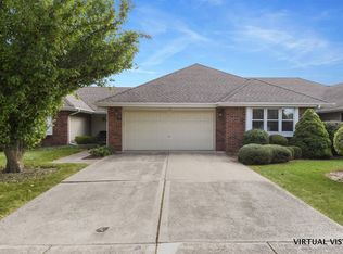 3 Fallcreek Cir, Montgomery, IL 60538