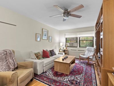118-66 Metropolitan Ave APT 1J, Queens, NY, 11415
