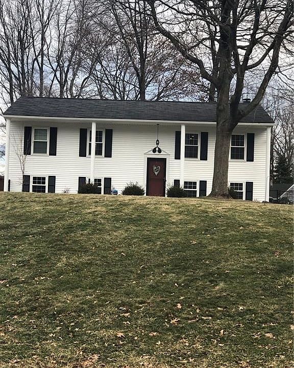 1st image of 2048 Hickory Ave NE